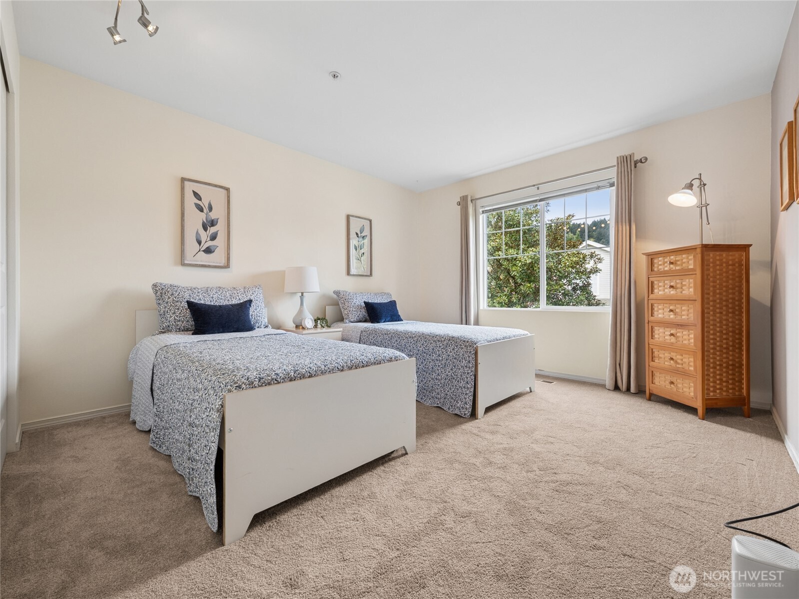 22024 43rd Avenue S #13-1, Kent, WA 98032