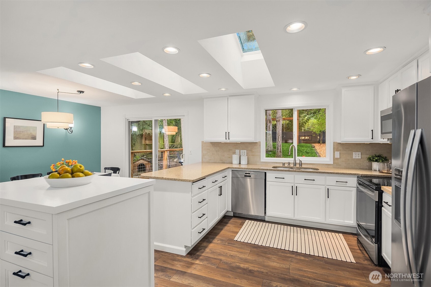 23705 7th Avenue W, Bothell, WA 98021