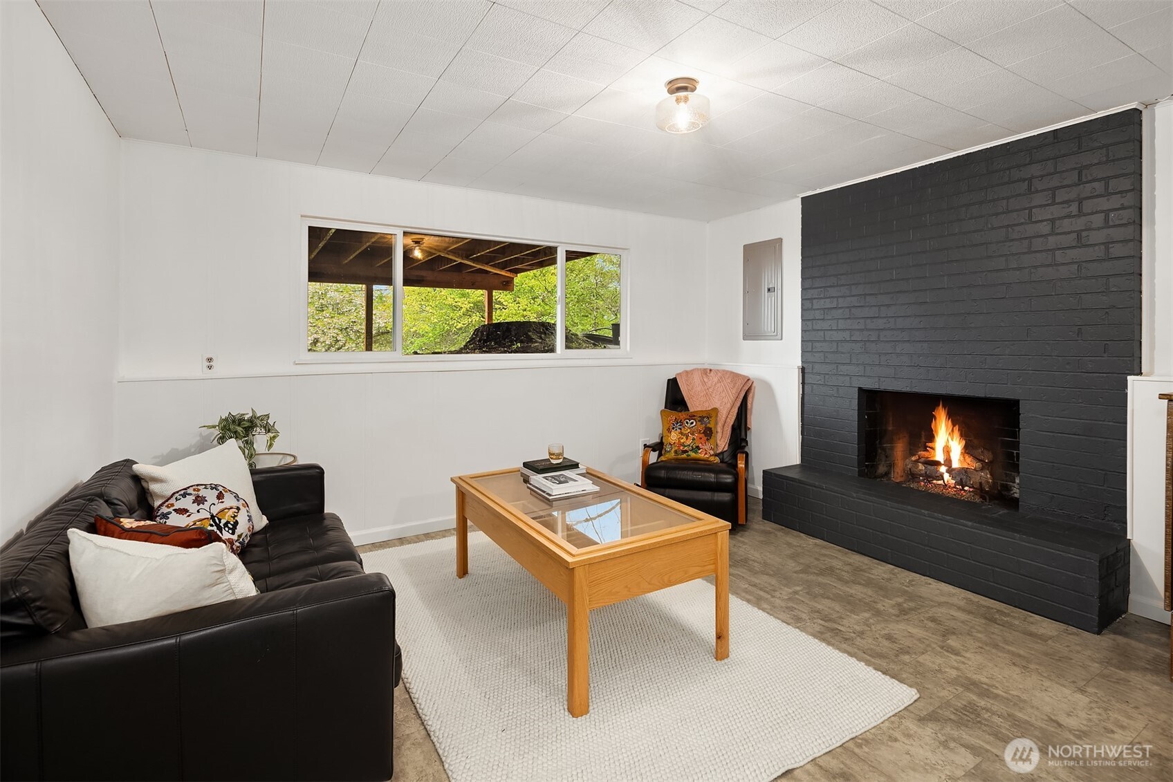 23705 7th Avenue W, Bothell, WA 98021