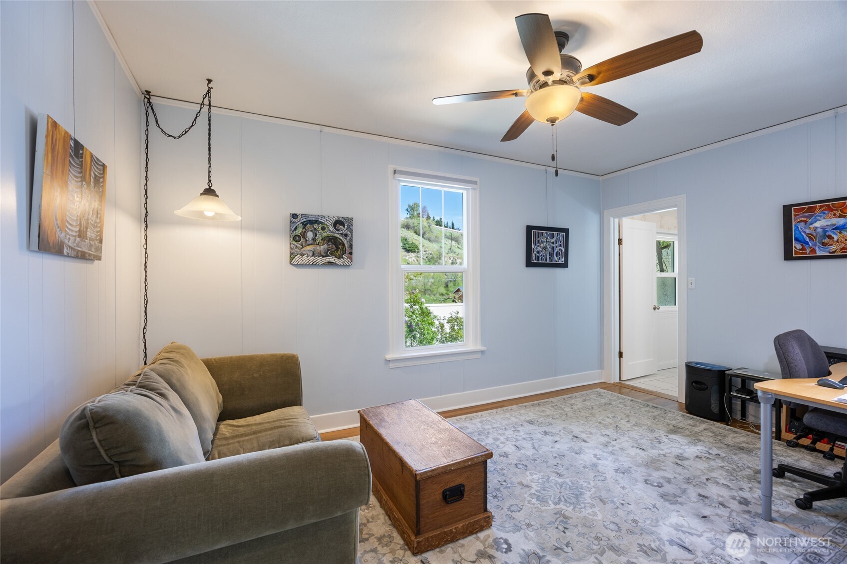 529 Lower Sunnyslope Road , Wenatchee, WA 98801