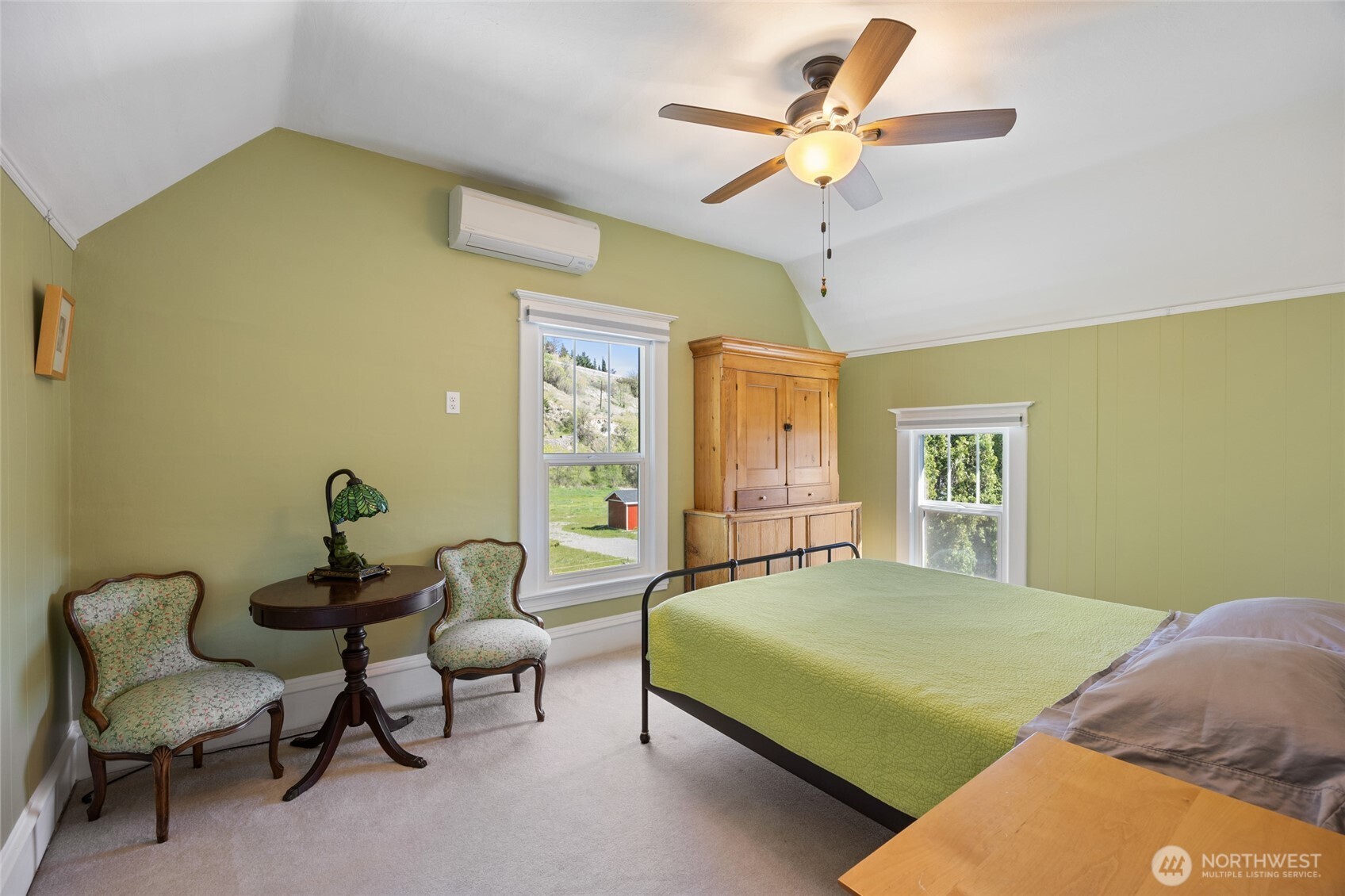 529 Lower Sunnyslope Road , Wenatchee, WA 98801