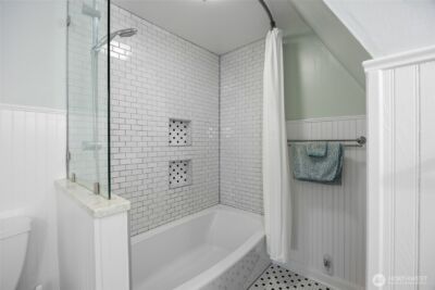 529 Lower Sunnyslope Road , Wenatchee, WA 98801 - Photo 26