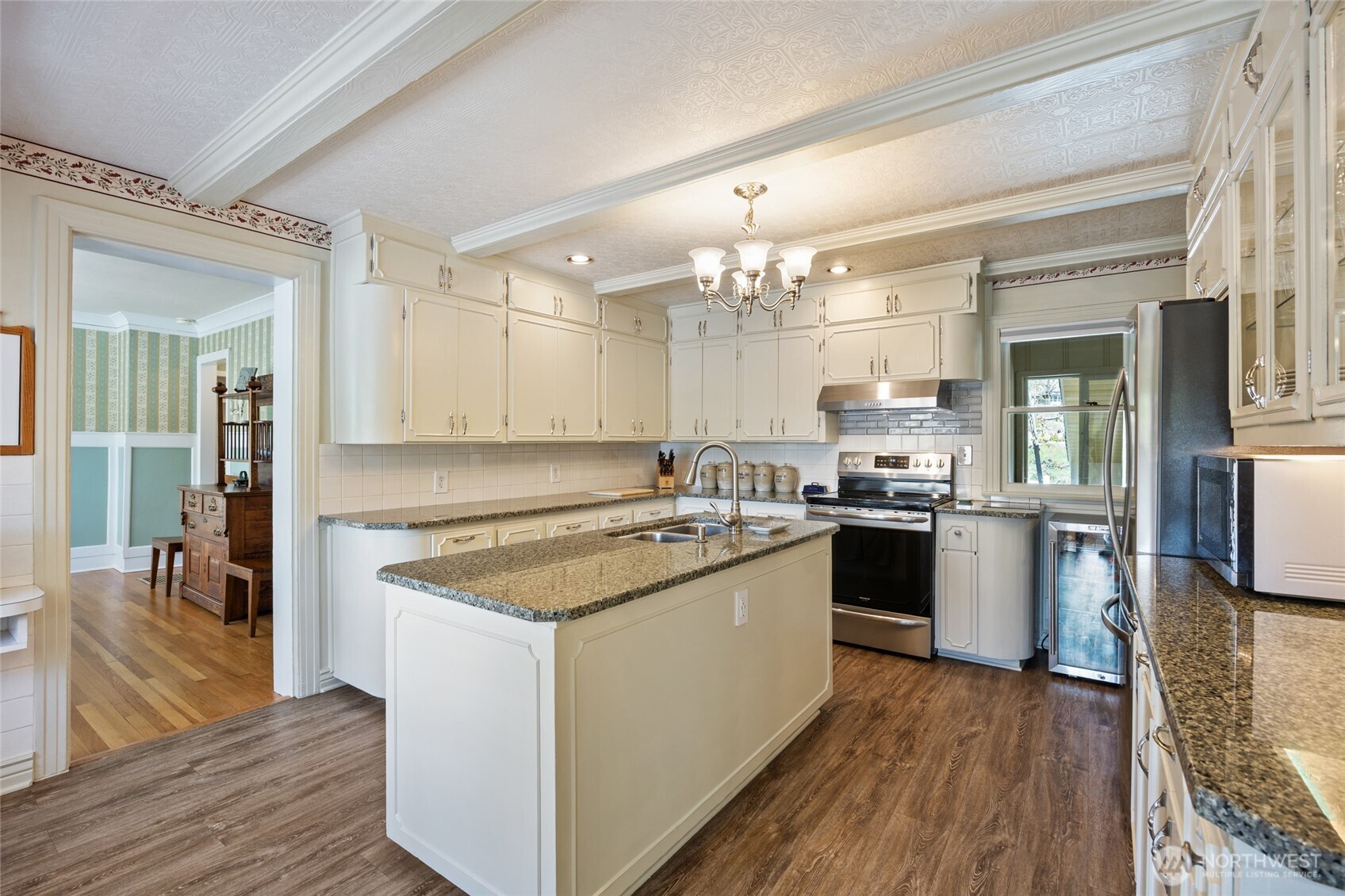 529 Lower Sunnyslope Road , Wenatchee, WA 98801