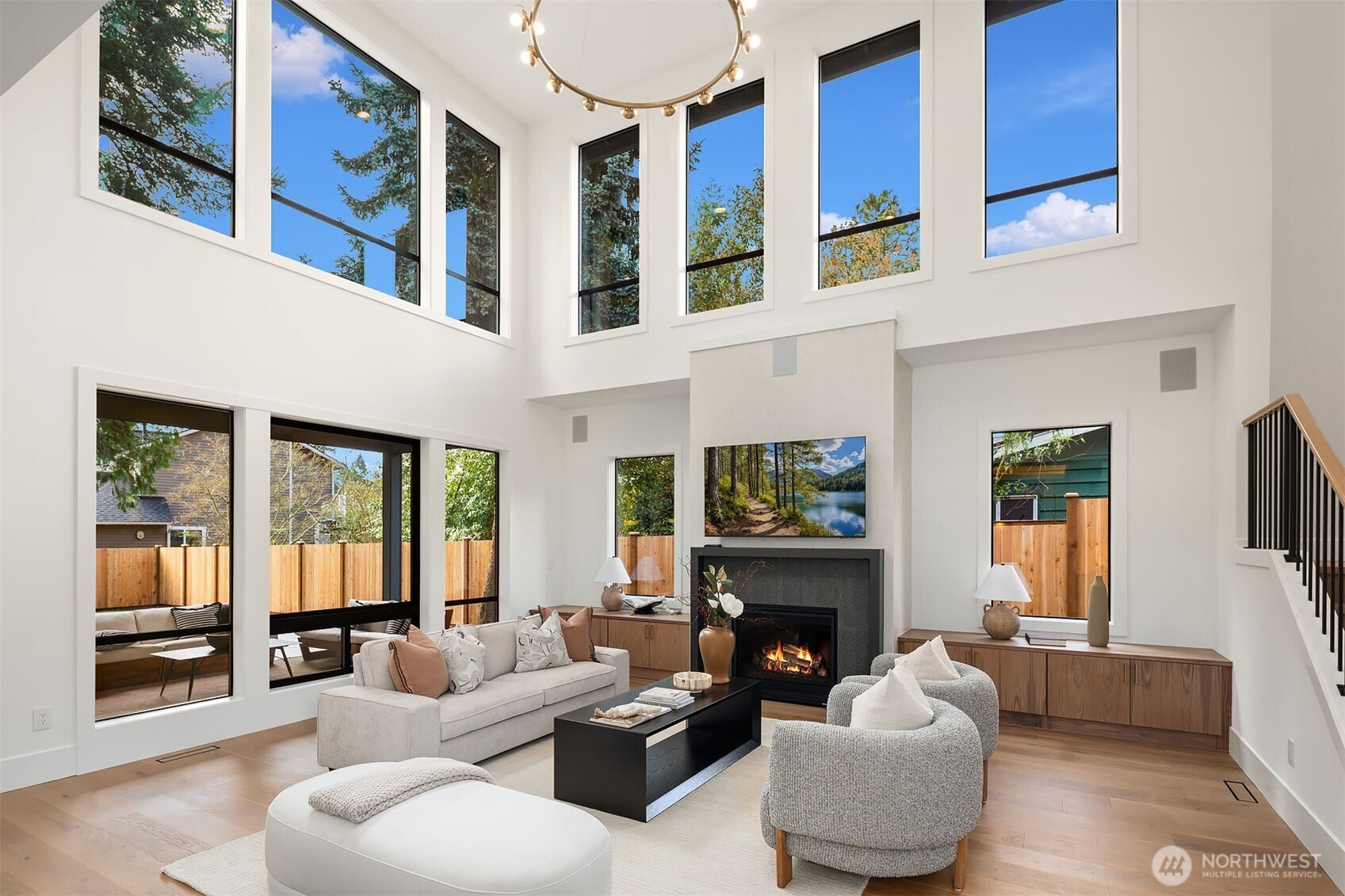 12821 NE 102nd Place , Kirkland, WA 98033