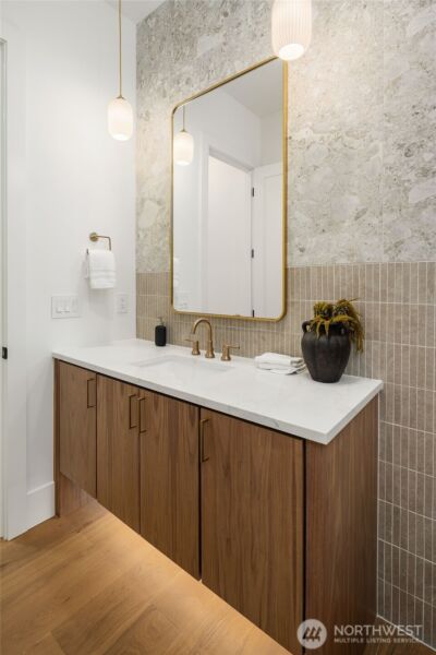 12821 NE 102nd Place , Kirkland, WA 98033 - Photo 15