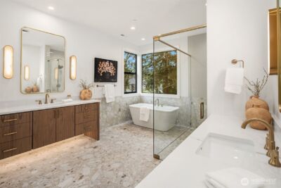 12821 NE 102nd Place , Kirkland, WA 98033 - Photo 21
