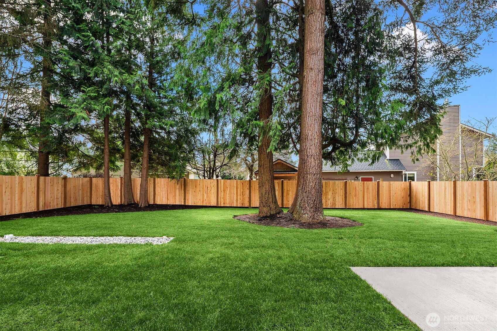 12821 NE 102nd Place , Kirkland, WA 98033