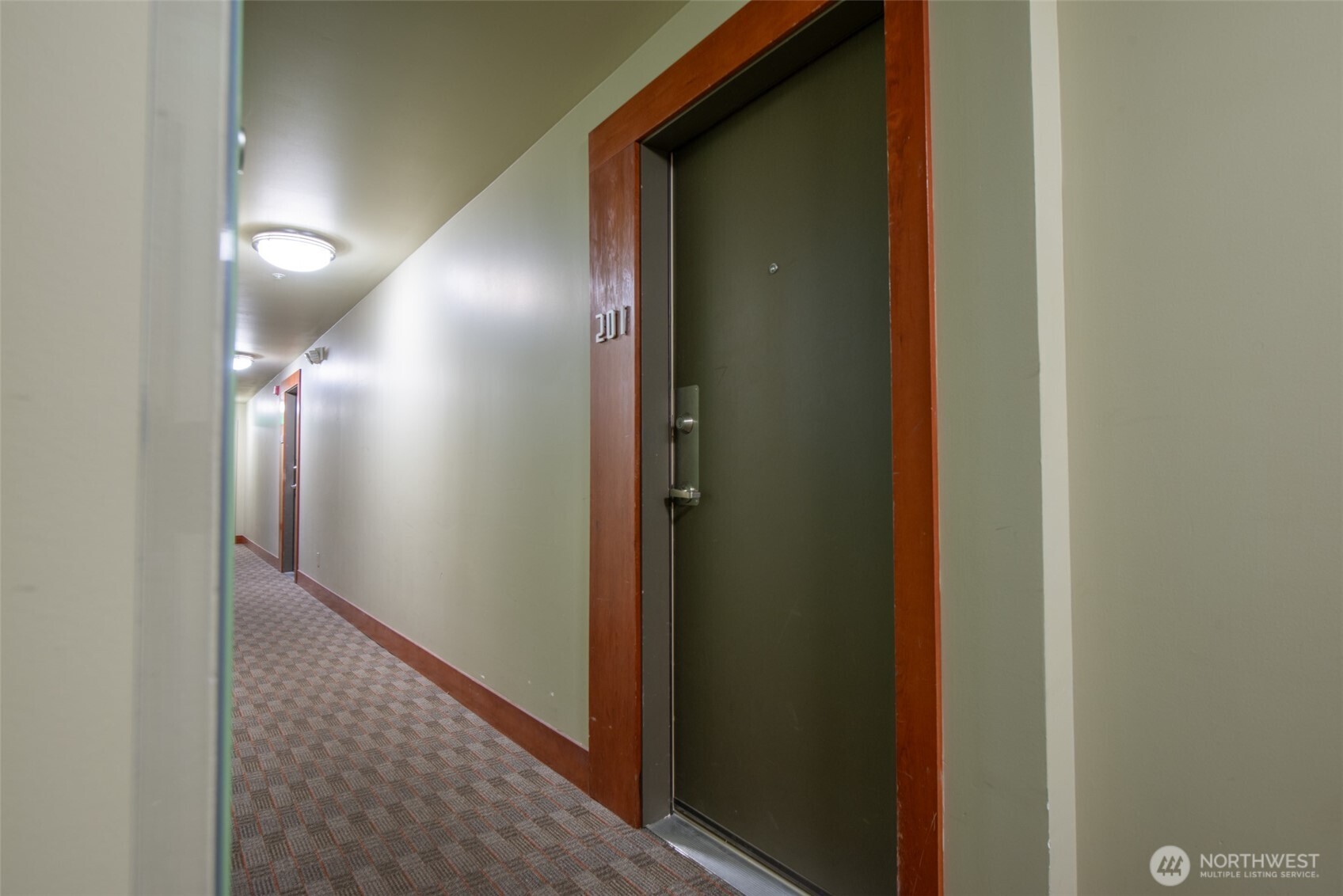 1550 Eastlake Avenue E #201, Seattle, WA 98102-3733