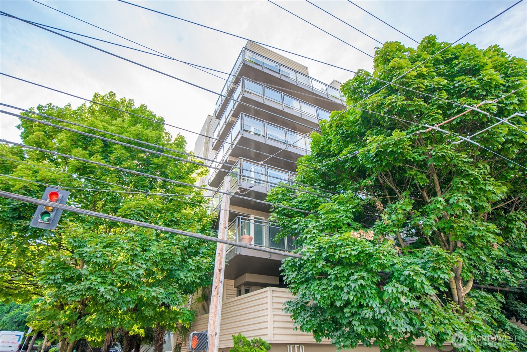 1550 Eastlake Avenue E #201, Seattle, WA 98102-3733