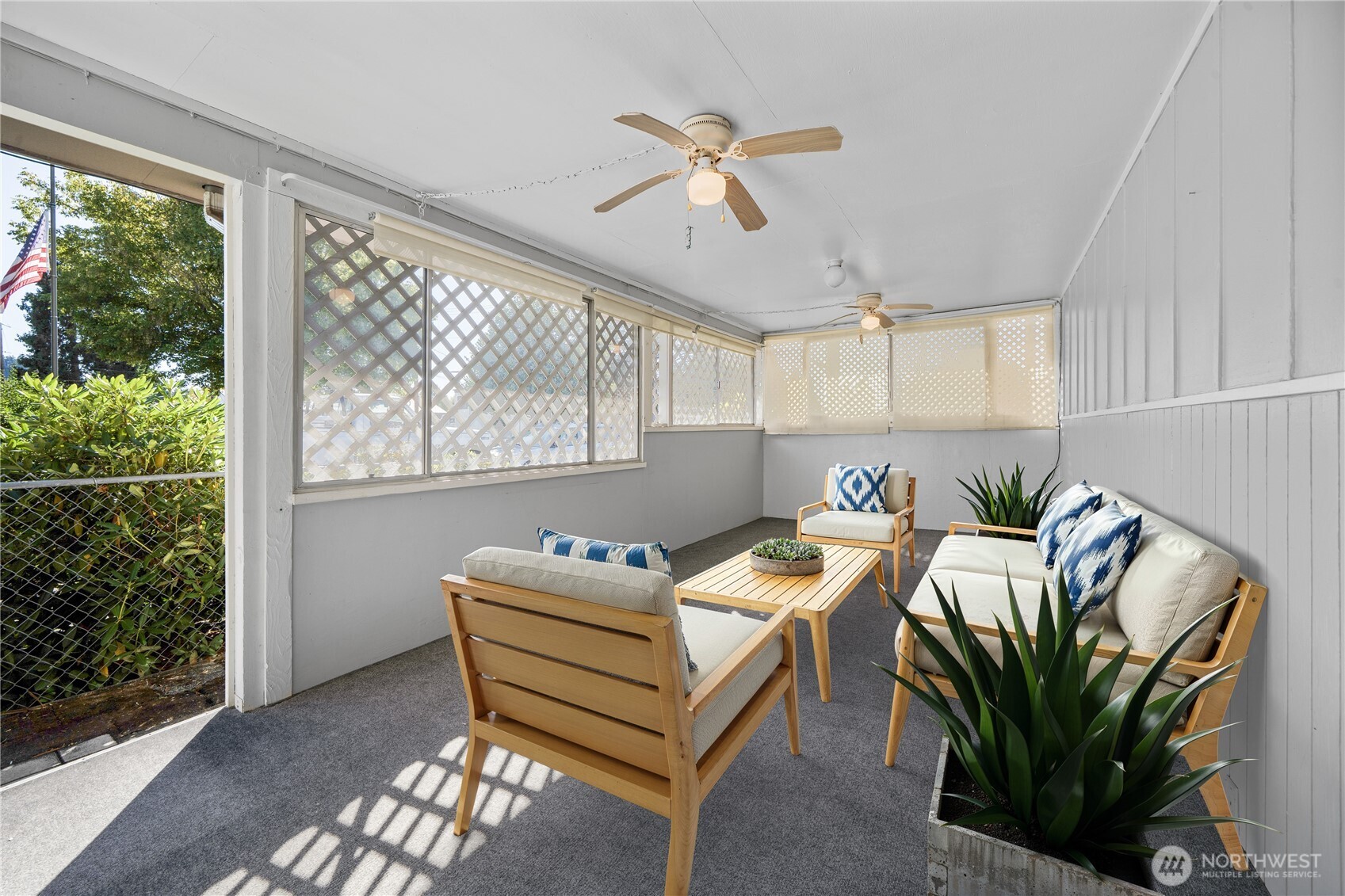 359 7th Street SE #2, Puyallup, WA 98372