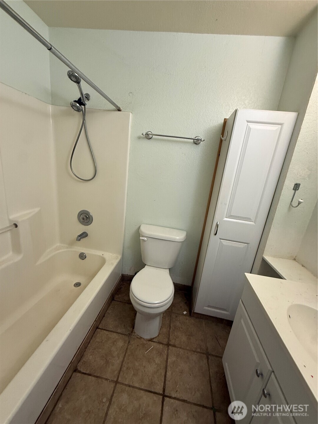 11 NE Skipper Court , Belfair, WA 98528