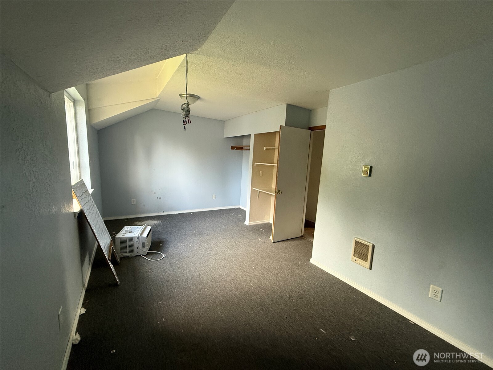 11 NE Skipper Court , Belfair, WA 98528