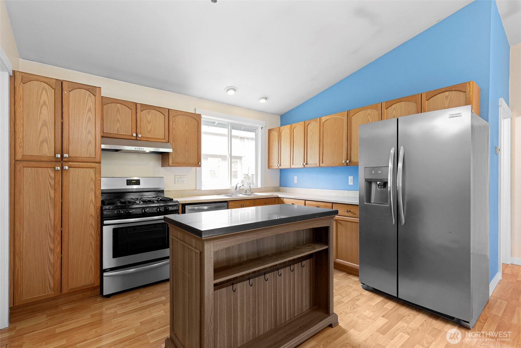 12942 Cedar Avenue NW, Poulsbo, WA 98370