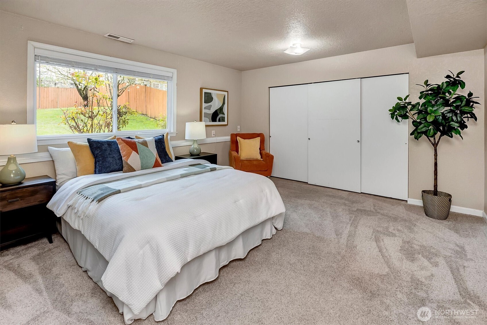1118 207th Place SE, Bothell, WA 98012