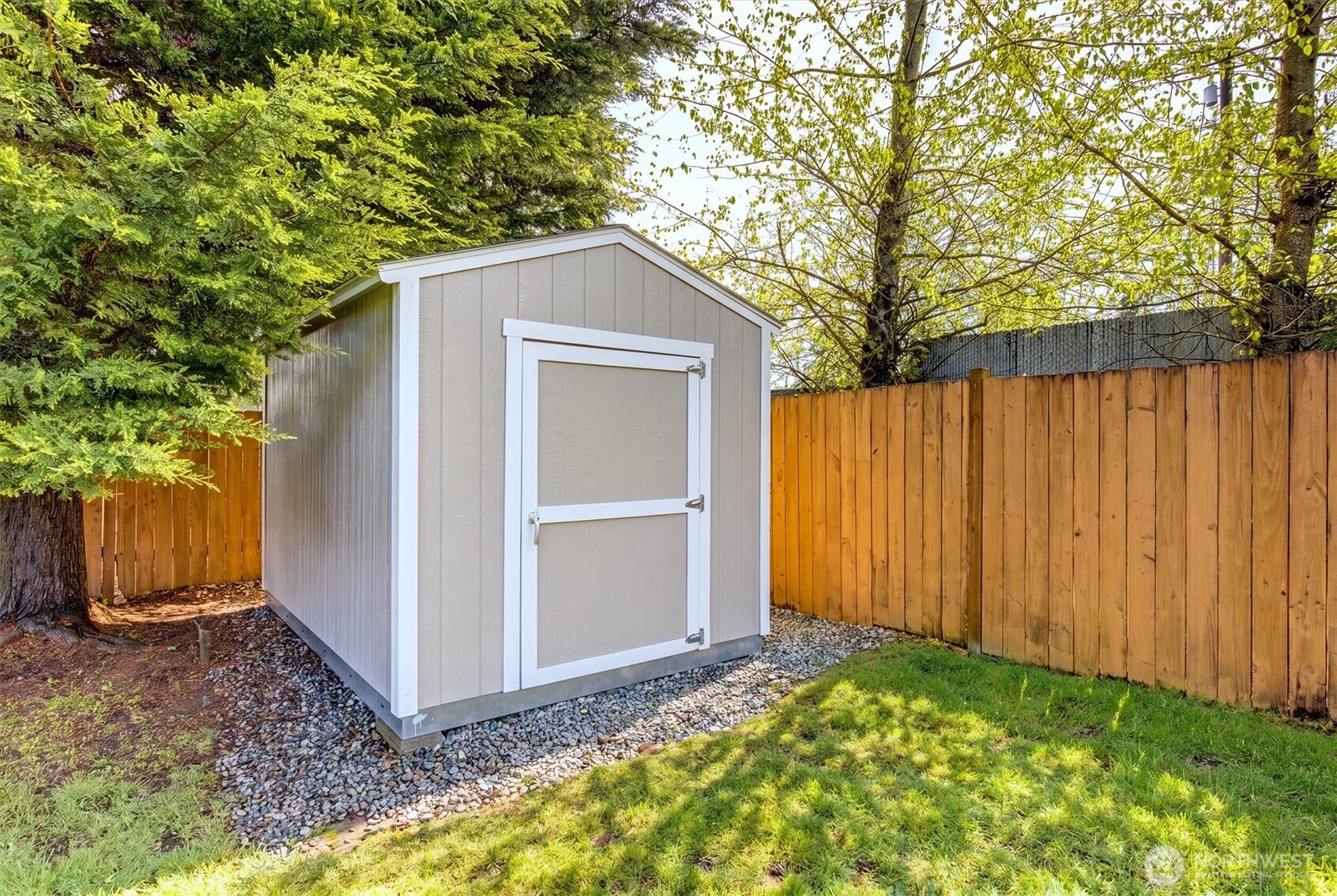 1118 207th Place SE, Bothell, WA 98012