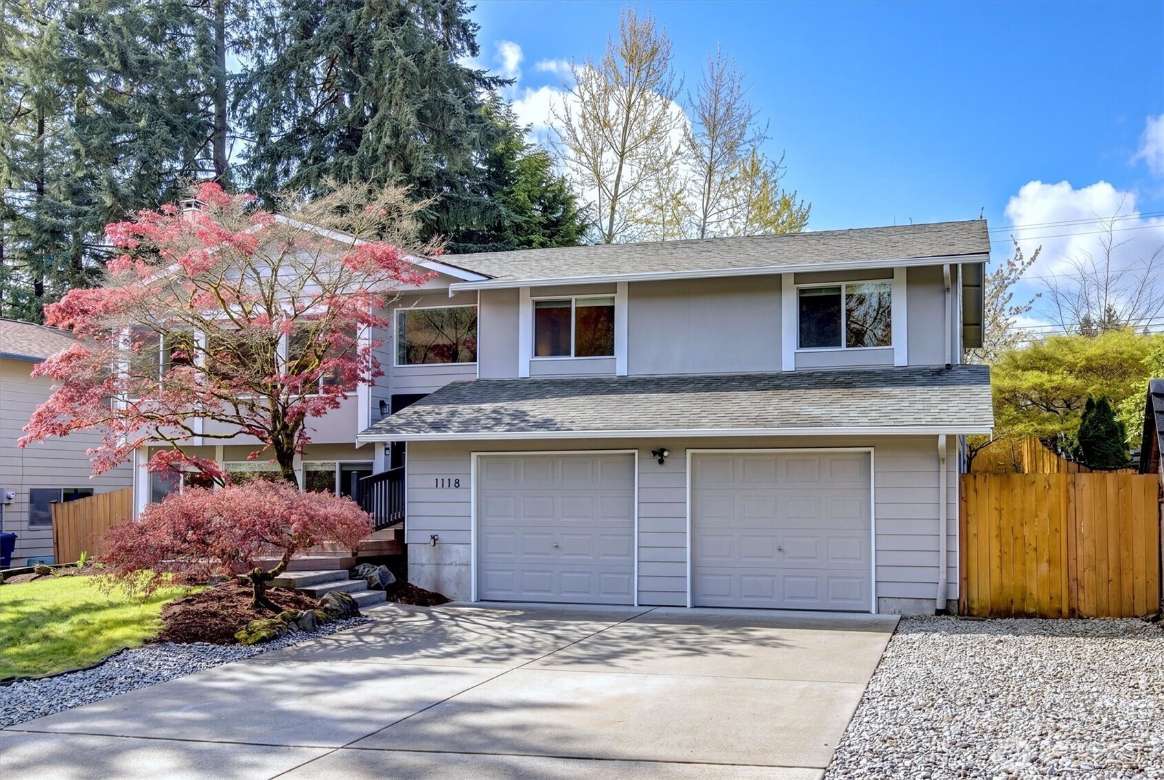 1118 207th Place SE, Bothell, WA 98012