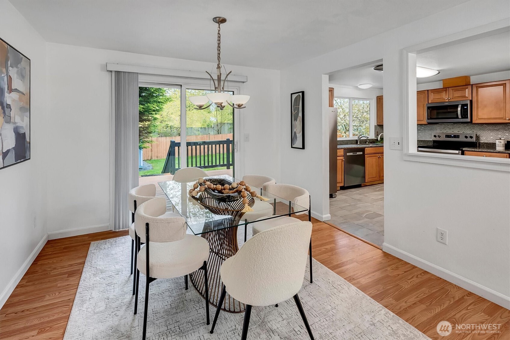 1118 207th Place SE, Bothell, WA 98012