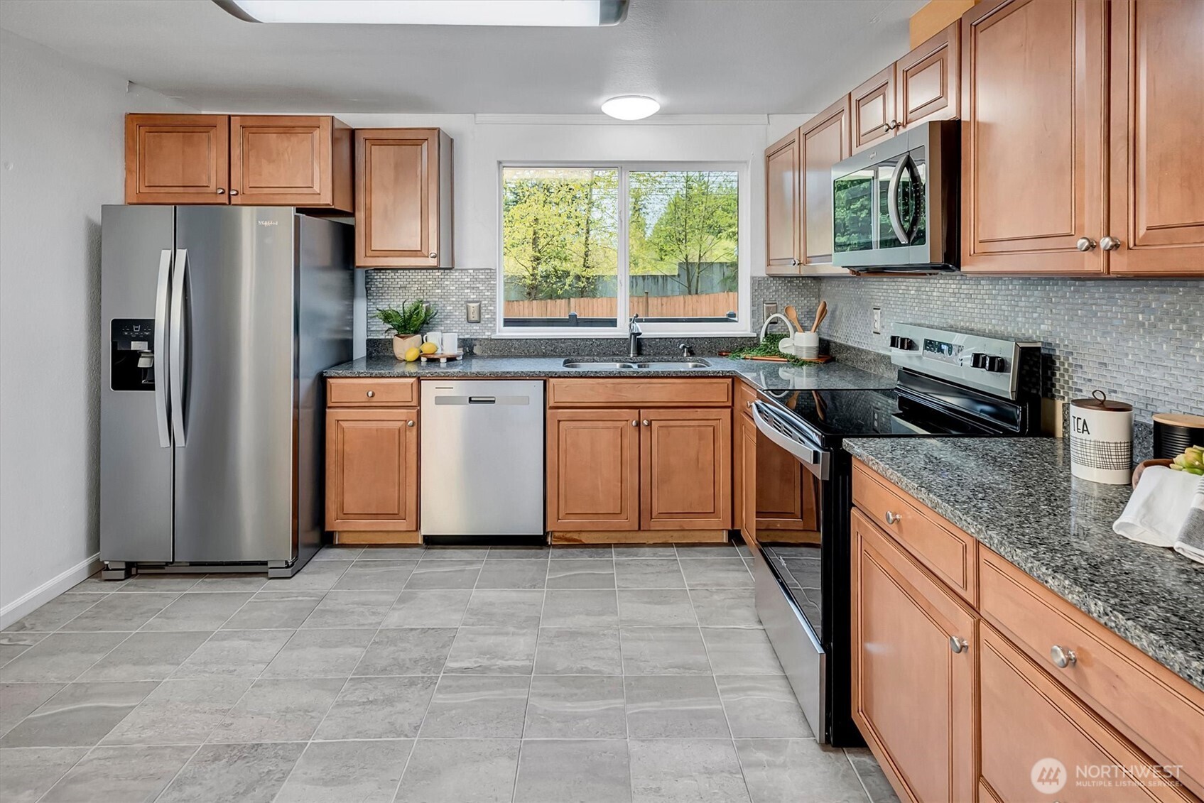 1118 207th Place SE, Bothell, WA 98012