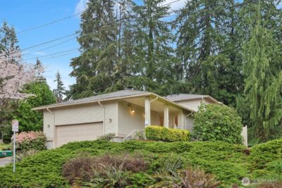12005 NE 83rd Street , Kirkland, WA 98033