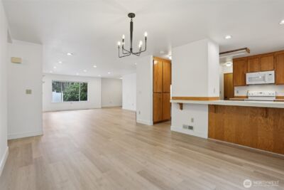 12005 NE 83rd Street , Kirkland, WA 98033 - Photo 7