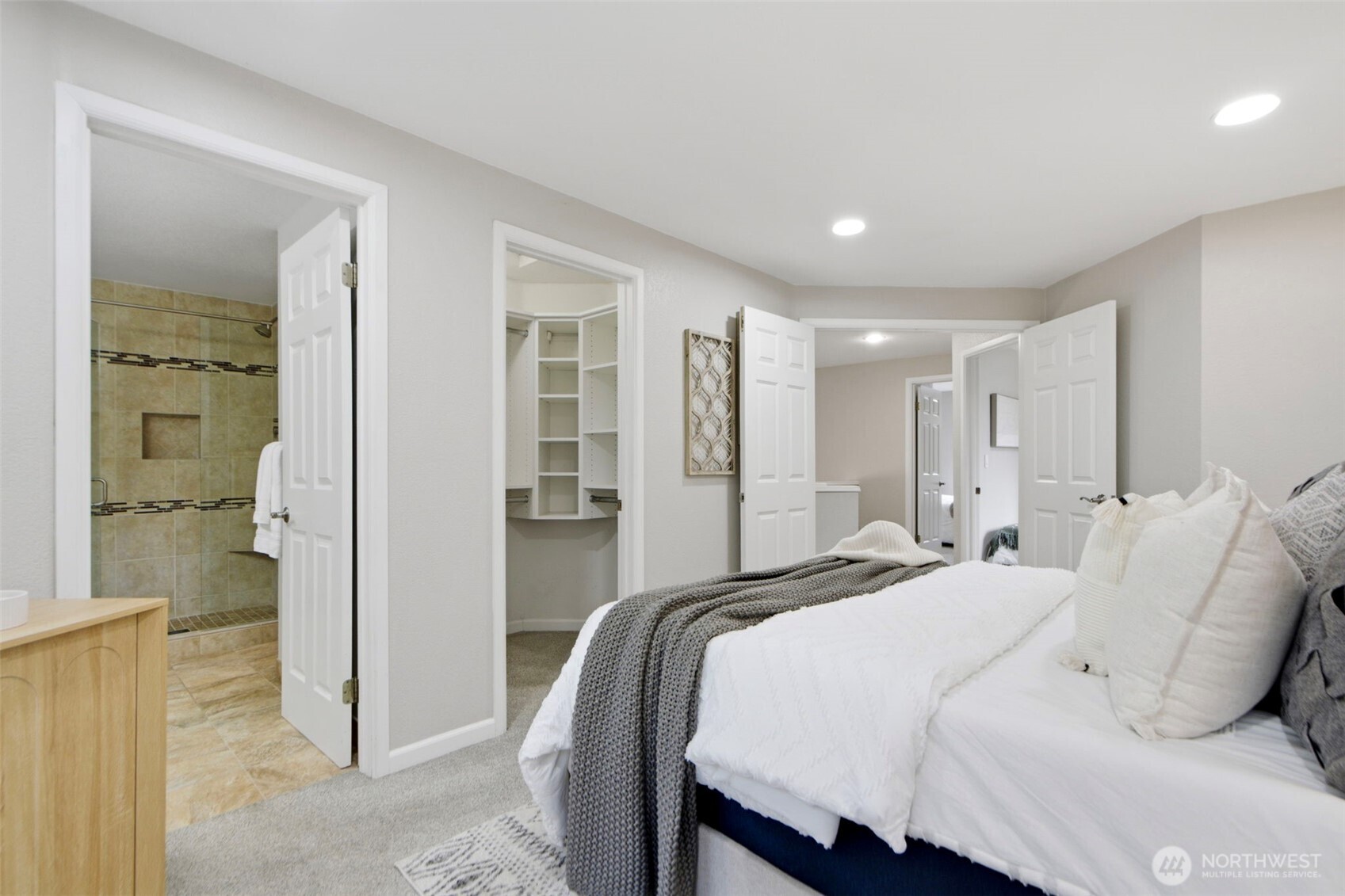 12708 NE 97th Place , Kirkland, WA 98033