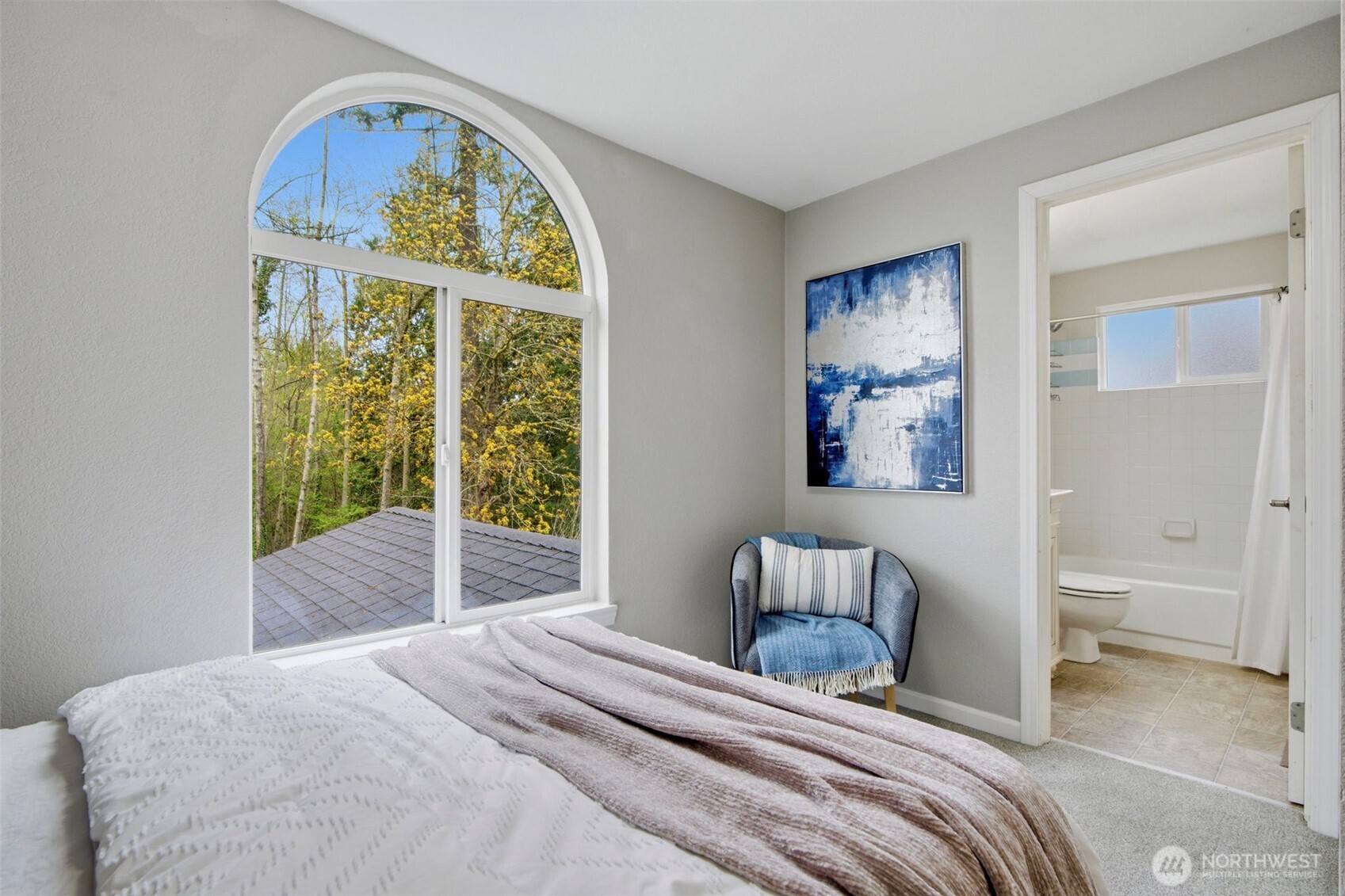 12708 NE 97th Place , Kirkland, WA 98033