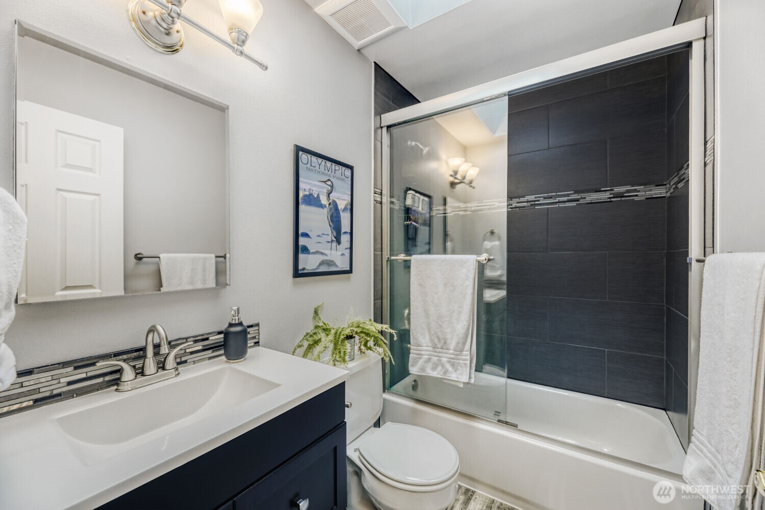 4931 9th Avenue W, Everett, WA 98203