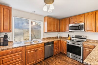1710 155th Street E, Tacoma, WA 98445 - Photo 4