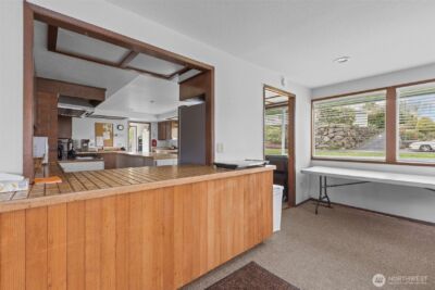 17373 Woodcrest Drive NE, Bothell, WA 98011 - Photo 36