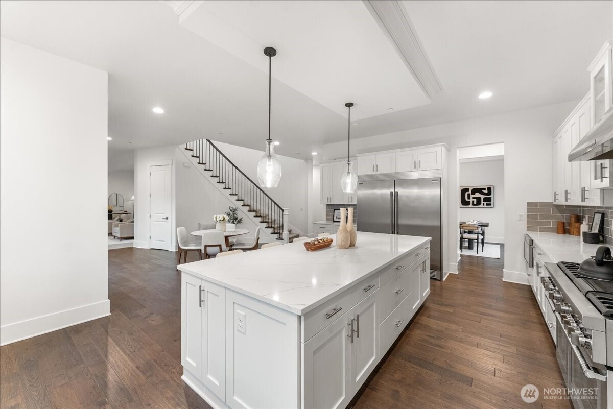 13707 NE 133rd Place , Kirkland, WA 98034