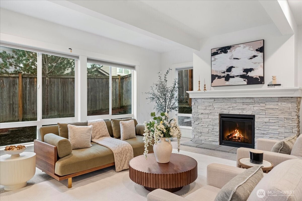 13707 NE 133rd Place , Kirkland, WA 98034