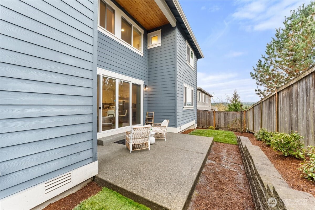 13707 NE 133rd Place , Kirkland, WA 98034