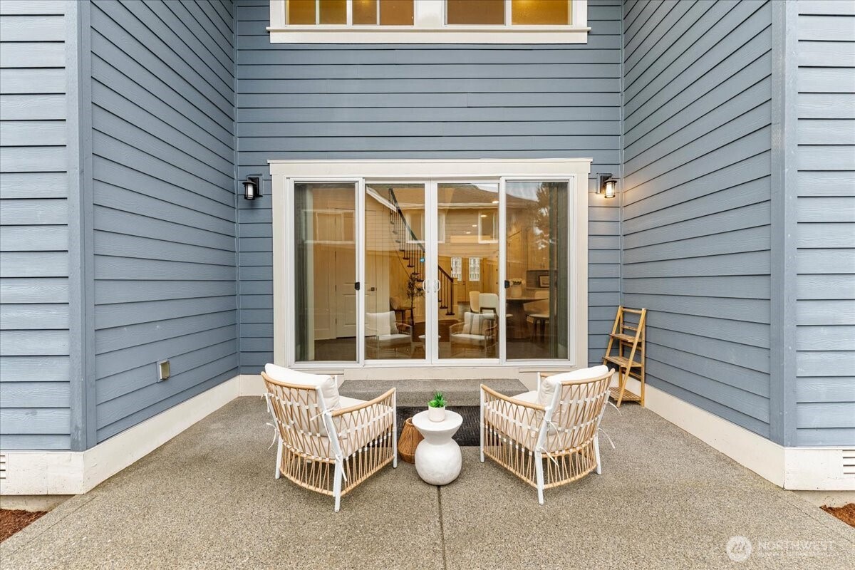 13707 NE 133rd Place , Kirkland, WA 98034