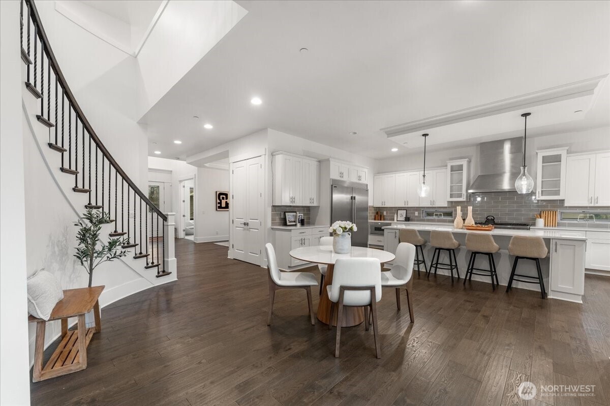 13707 NE 133rd Place , Kirkland, WA 98034