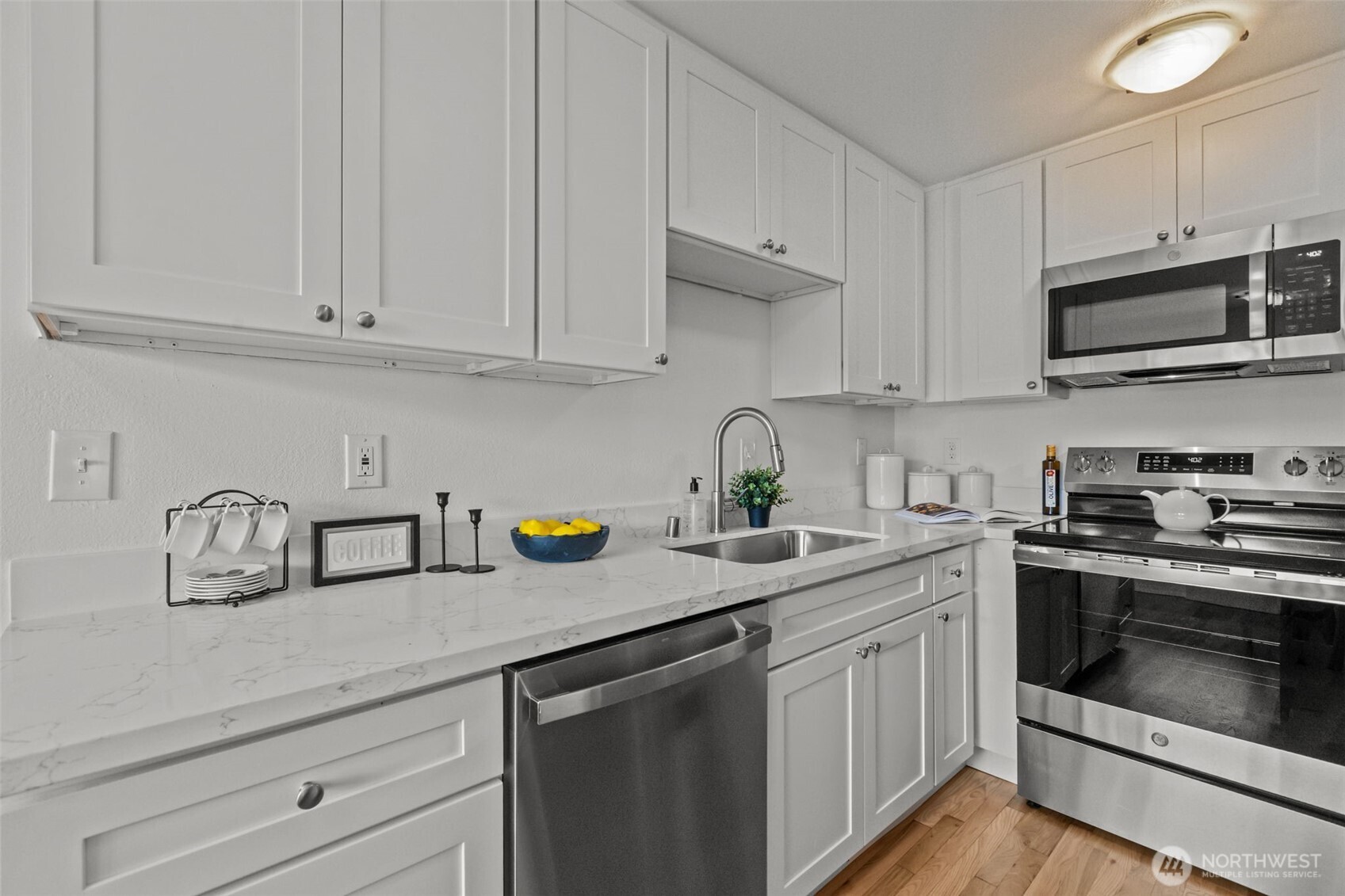 16227 15th Avenue SW, Burien, WA 98166