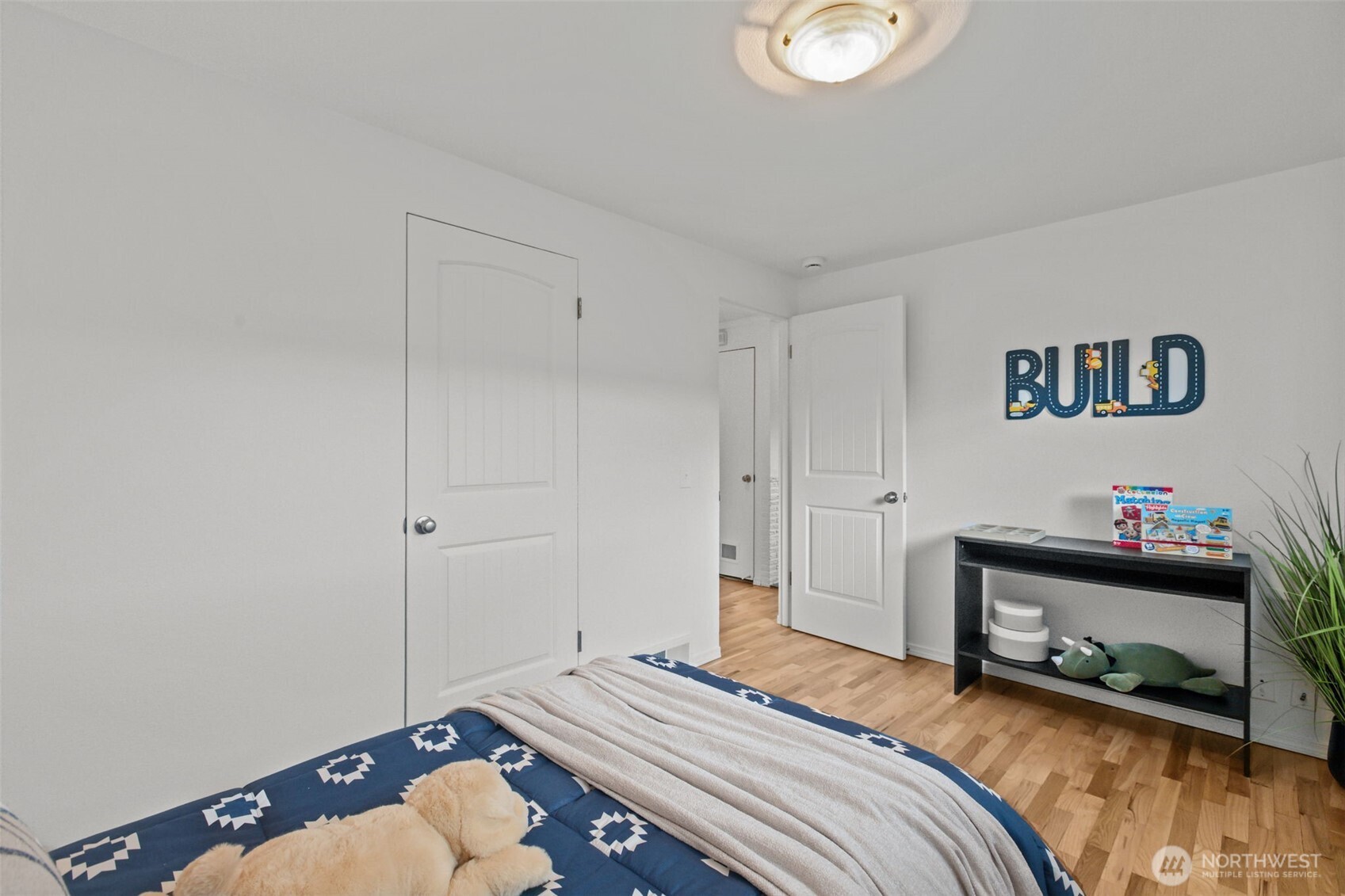 16227 15th Avenue SW, Burien, WA 98166