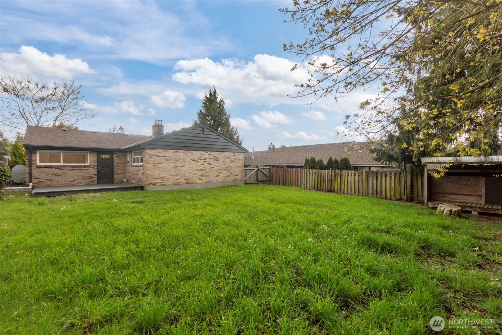 16227 15th Avenue SW, Burien, WA 98166