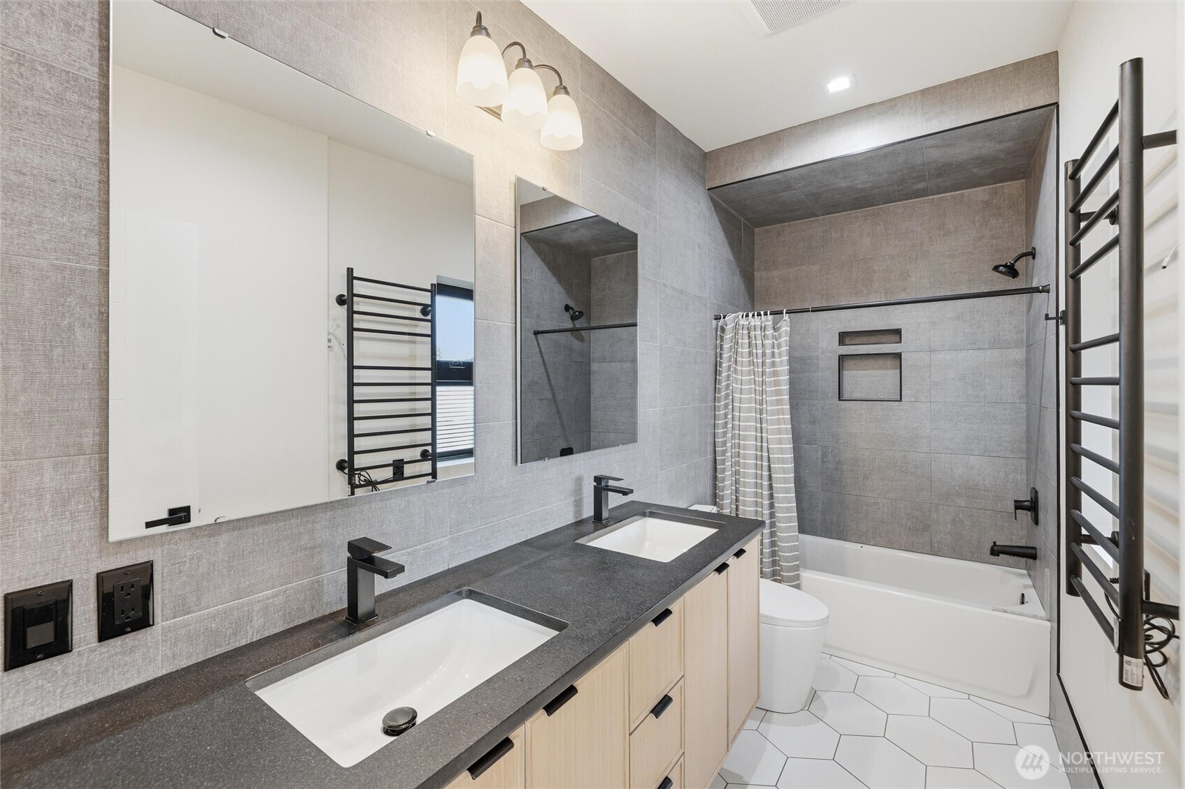 1311 Bancroft Street , Bellingham, WA 98225