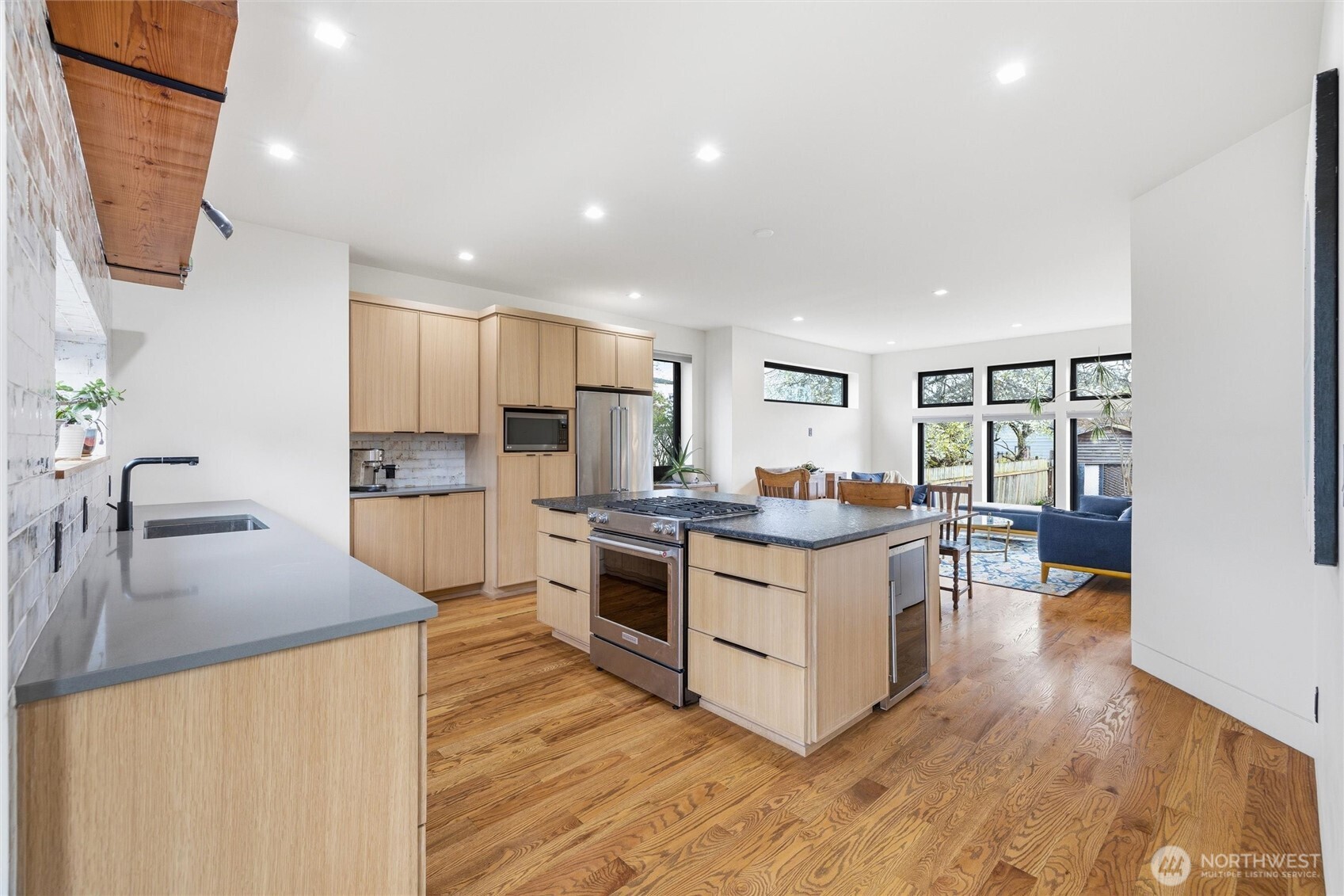 1311 Bancroft Street , Bellingham, WA 98225