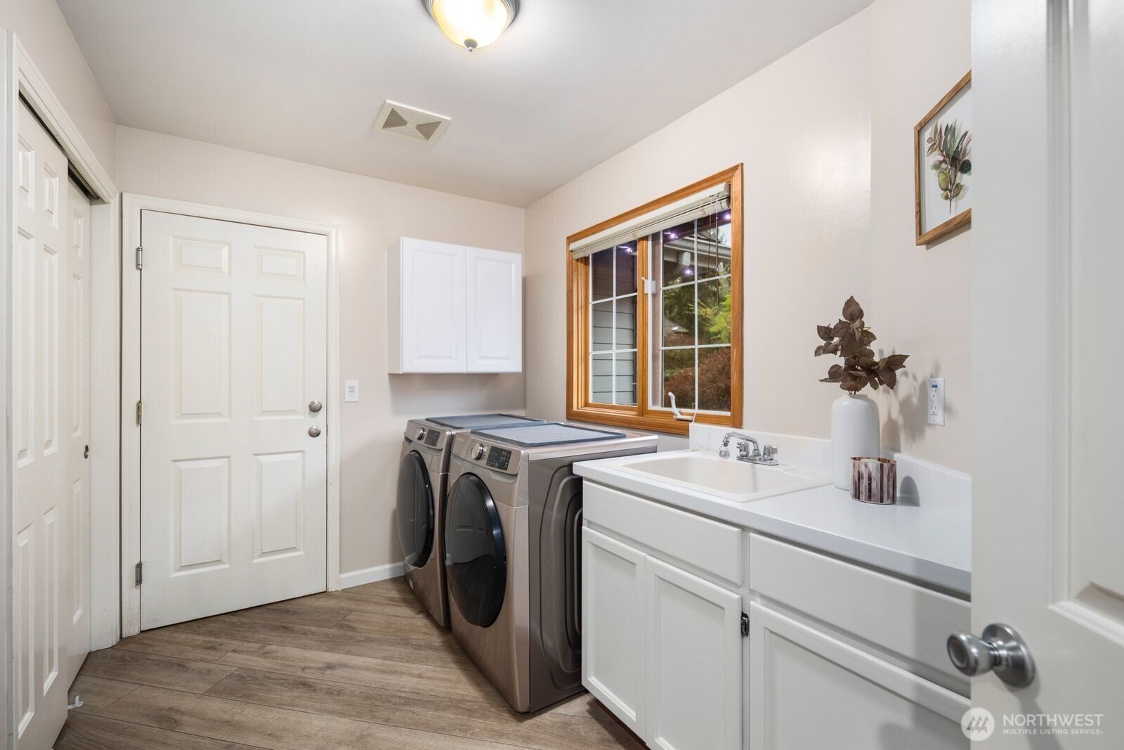 2717 264th Court NE, Redmond, WA 98053