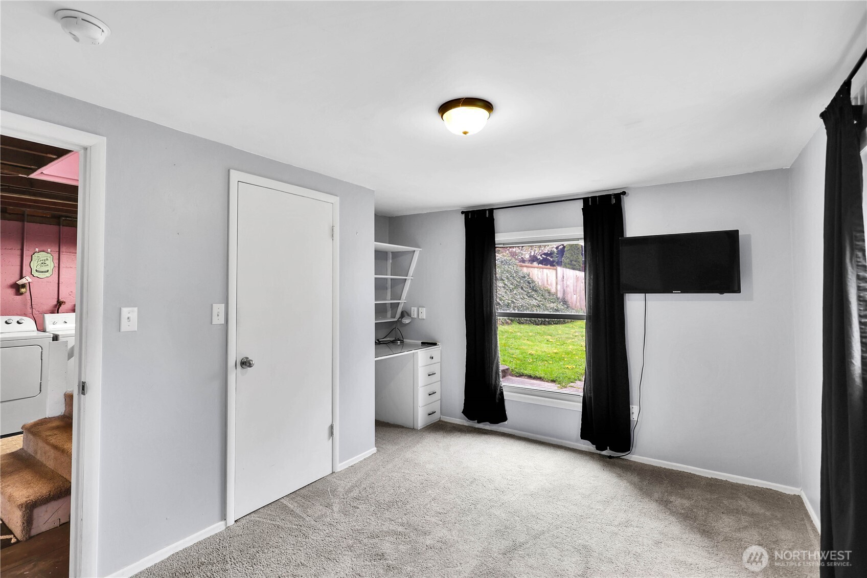 22317 16th Avenue S, Des Moines, WA 98198