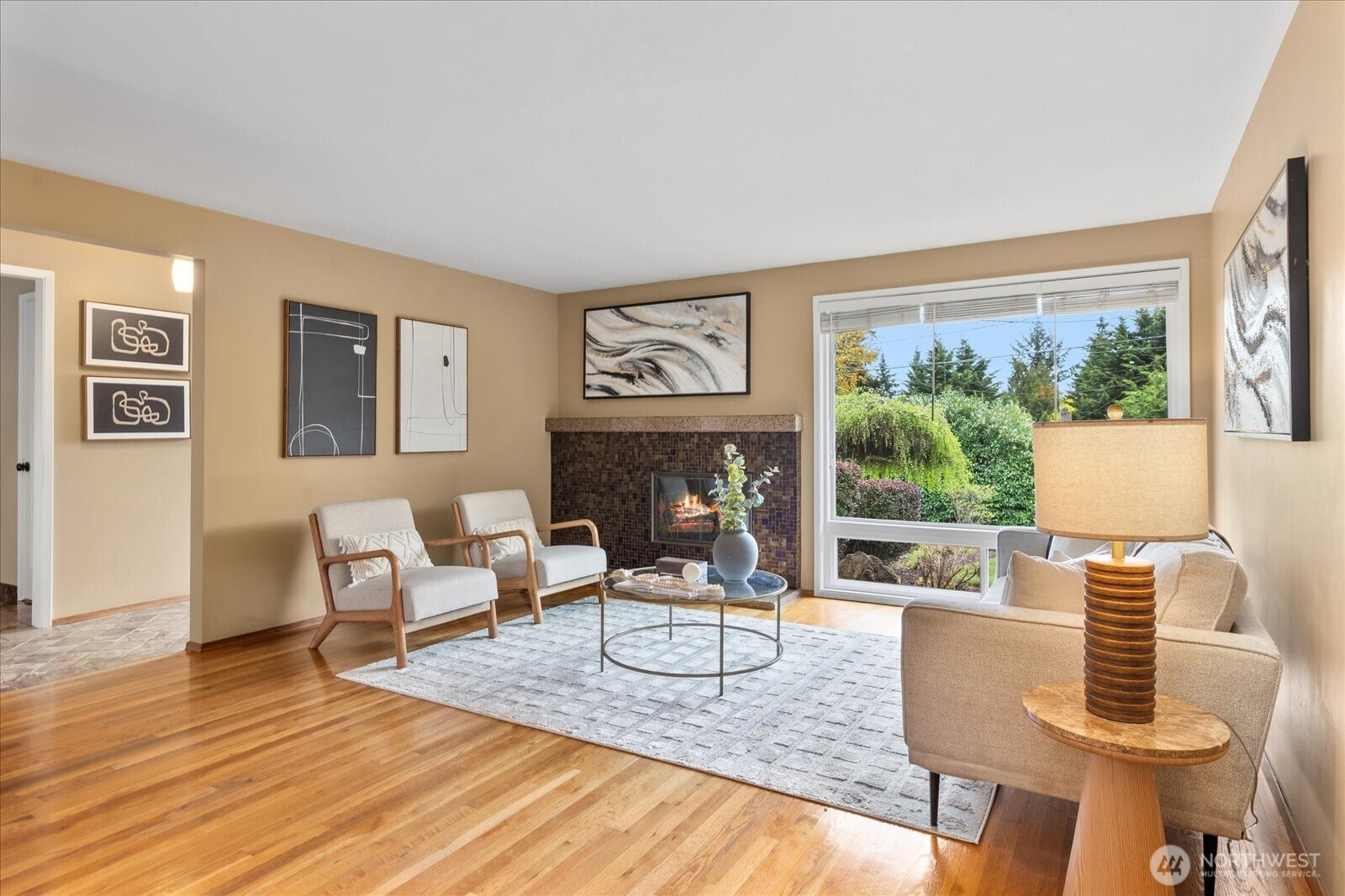 16010 SE 5th Street , Bellevue, WA 98008