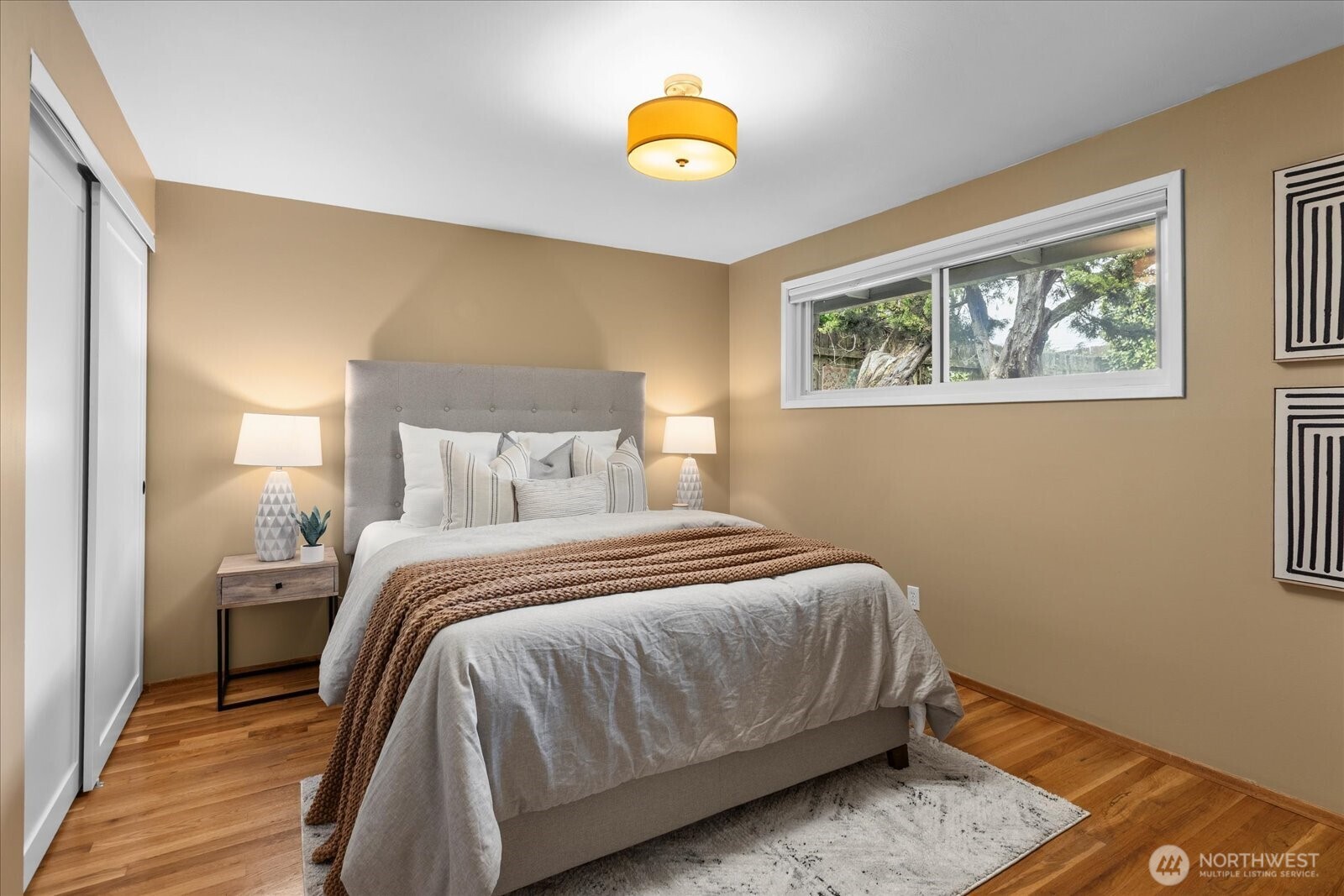 16010 SE 5th Street , Bellevue, WA 98008