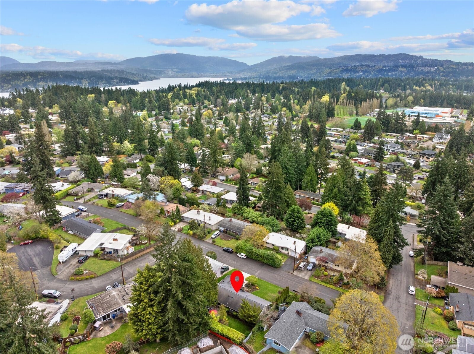 16010 SE 5th Street , Bellevue, WA 98008