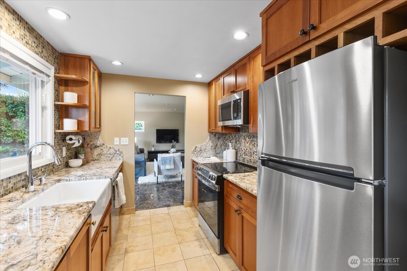 16010 SE 5th Street , Bellevue, WA 98008