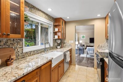 16010 SE 5th Street , Bellevue, WA 98008 - Photo 9