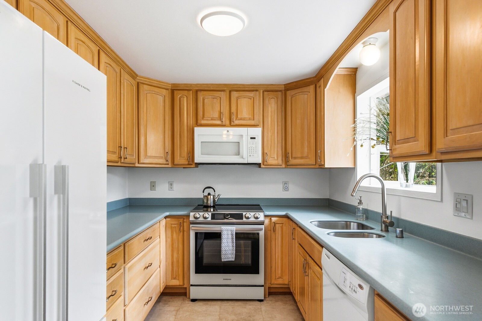 3302 177th Place SW, Lynnwood, WA 98037