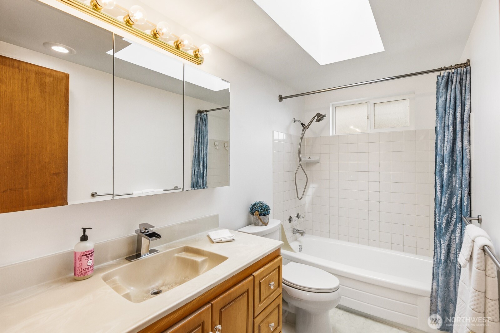 3302 177th Place SW, Lynnwood, WA 98037
