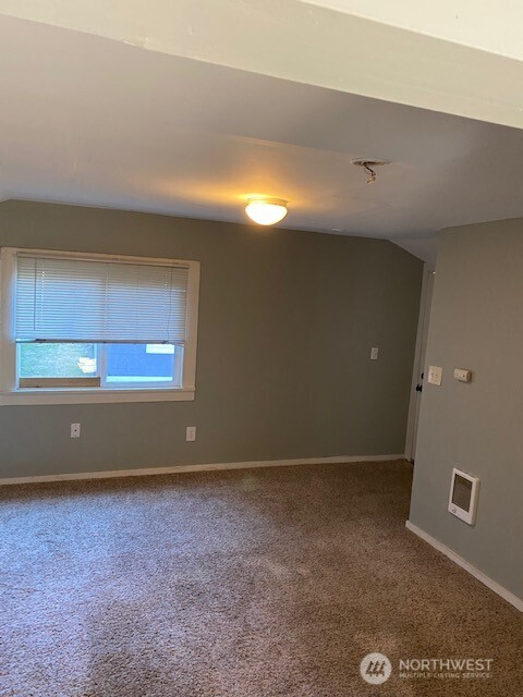 547 S Sullivan Street , Seattle, WA 98108