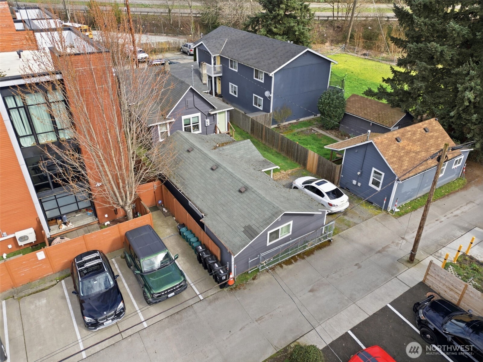 547 S Sullivan Street , Seattle, WA 98108